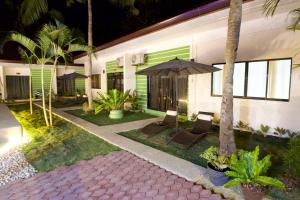 Сад в Chinita Boutique Hotel