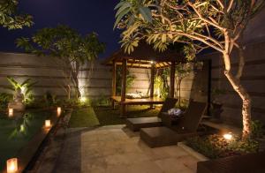 Ein Garten an der Unterkunft Villa Cascade