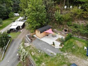 コッヘムにあるPension Camping Schaustenのテント付きの家屋の上面の景色