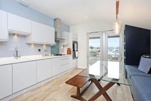 Musselburgh - Stylish 3 bed with Stunning Sea Views