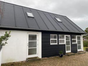 El edificio en el que está la villa