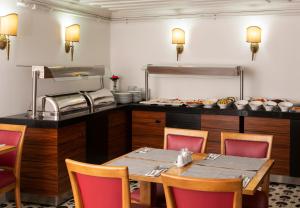 Um restaurante ou outro lugar para comer em Premist Hotels Sultanahmet