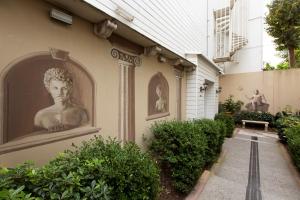 Um jardim em Premist Hotels Sultanahmet