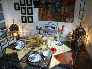 a table with a plate of food on it at la gatta sul sentiero in San Salvatore +26 photos