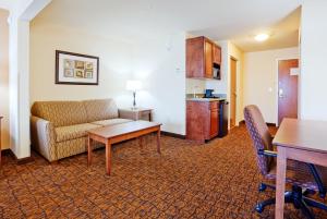 Imagen de la galería de Holiday Inn Express Hotel & Suites Mount Airy, an IHG Hotel, en Mount Airy