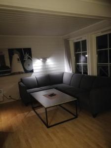 Posezení v ubytování Foldvik Bryggeferie