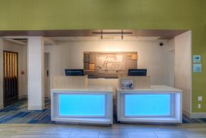 Holiday Inn Express Hotel & Suites Tempe, an IHG Hotel