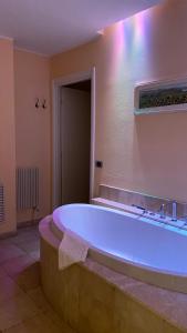 Koupelna v ubytování Vogue Hotel Arezzo