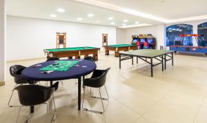 Mesa de bilhar em Grand Carimã Resort & Convention Center