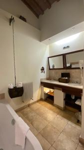 Koupelna v ubytování Vogue Hotel Arezzo