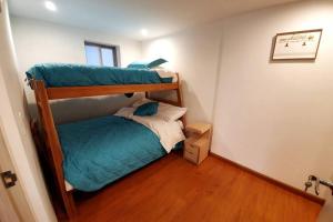 เตียงสองชั้นในห้องที่ HOMY APARTAMENTOS #6 - Corferias, embassy, airport, G12, UN, Agora