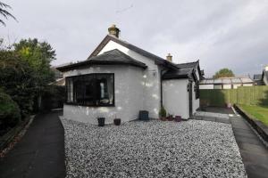 Gallery image of Broomfield Cottage South Luss in Glasgow