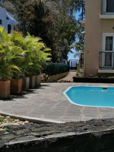 Sundlaugin á Rayon Vert Bleuphorie Beach Apartment eða í nágrenninu