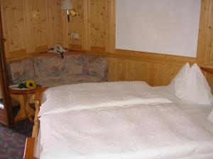 Säng eller sängar i ett rum på Burgblick