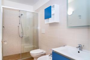 A bathroom at Appartamento Vicino al Mare