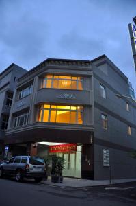 Edificio en el que se encuentra la habitación en casa particular