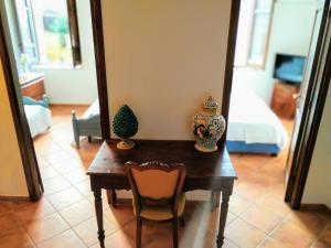 A seating area at Summer Dream LA CASA SUL MARE