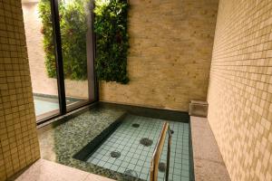 Bazén v ubytování Hotel Sobial Namba Daikokucho nebo v jeho okolí