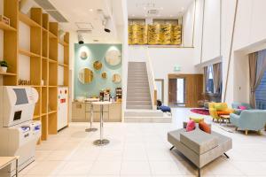 Posezení v ubytování Hotel Sobial Namba Daikokucho