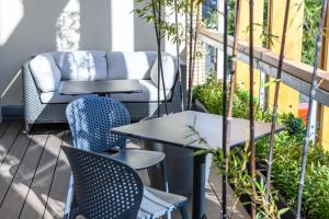 Posezení v ubytování Hotel Sobial Namba Daikokucho