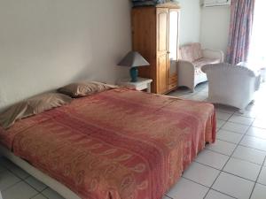 Ένα ή περισσότερα κρεβάτια σε δωμάτιο στο Studio 93 Mont Vernon Orient Beach +9 φωτογραφίες