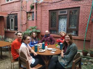 Επισκέπτες που μένουν στο Beehive Hostel Kathmandu