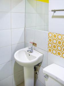Koupelna v ubytování Negrense Suites