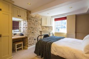 Η κουζίνα ή μικρή κουζίνα στο Number 6 Stamford - Boutique Grade II Listed Townhouse