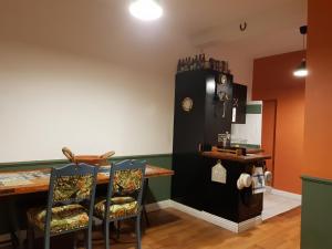 Kuchyňa alebo kuchynka v ubytovaní Easkey Hostel