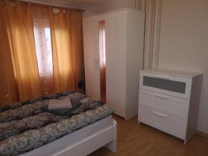 Postel nebo postele na pokoji v ubytování Ferienhaus Lang