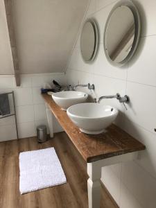 Ένα μπάνιο στο Onder De Boom