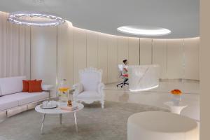 Paramount Hotel Dubai的休息区