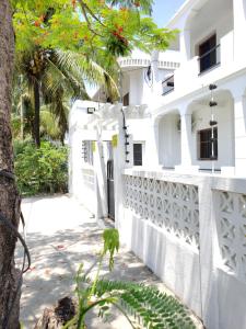 Balkón nebo terasa v ubytování SATRANA HOTEL TAMATAVE