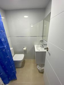 Kúpeľňa v ubytovaní MAR BLAU - FINCAS ARENA