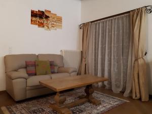 A seating area at Il Borghetto