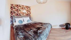 Posteľ alebo postele v izbe v ubytovaní Apartament Silence Triventi Szmaragd