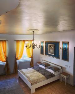 Afbeelding uit fotogalerij van Harteneck Apartments in Sibiu
