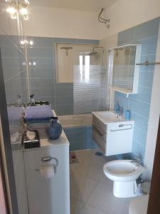 Kúpeľňa v ubytovaní APARTMAN VIDA 2 + 16 fotografií