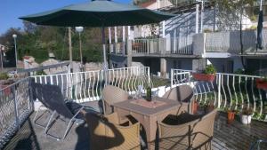 Ein Balkon oder eine Terrasse in der Unterkunft Studio Andrea