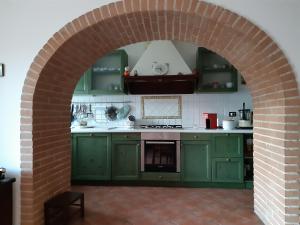 Dapur atau dapur kecil di Da Marisetta a San Severino Marche