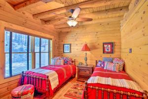 Gallery image of Luxury Mountain Cabin with Furnished Deck and Views! in Loma Linda