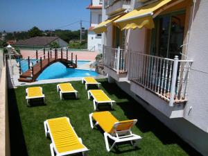 Gallery image of Duerming Velero Apartamentos in Sanxenxo