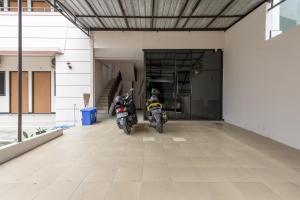 Foto de la galería de Nilskost Syariah RedPartner near UPN Surabaya en Medokanayu