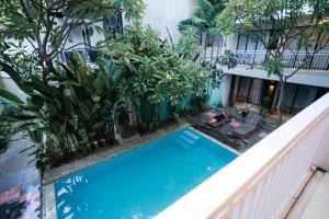 The Kubu Hotel 내부 또는 인근 수영장