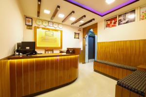 Μια τηλεόραση ή/και κέντρο ψυχαγωγίας στο Lusia Inn +25 φωτογραφίες