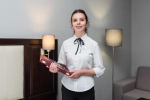 Členové personálu v ubytování Optima Collection Park Hotel Ivano-Frankivsk