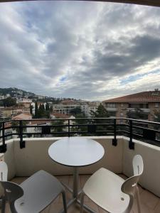 Afbeelding uit fotogalerij van Eden Palace Apartment in Cannes