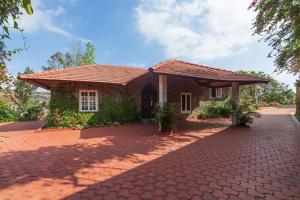 Το κτήριο όπου στεγάζεται  η βίλα