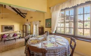 Φωτογραφία από το άλμπουμ του La Petite Maison - a Cityview Villa presented by StayVista σε Lonavala