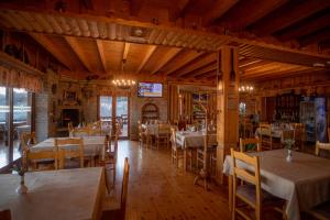 Restavracija oz. druge možnosti za prehrano v nastanitvi OLD HOUSE